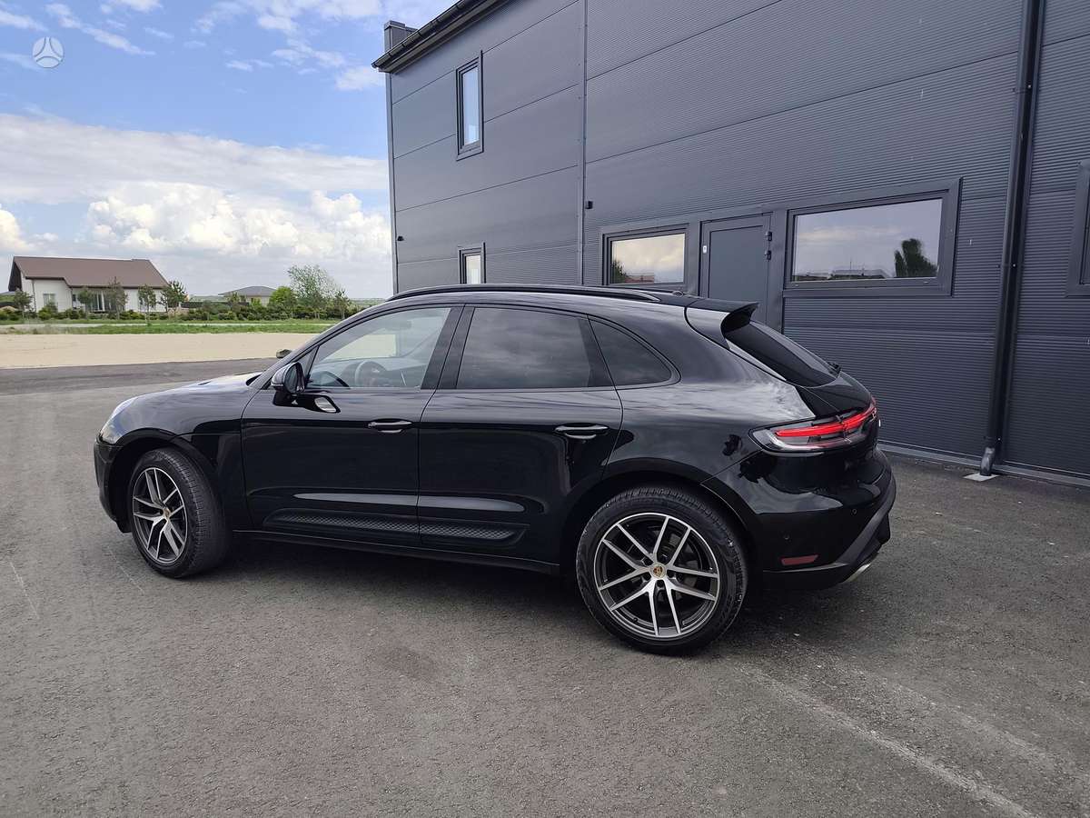 Porsche Macan - 10