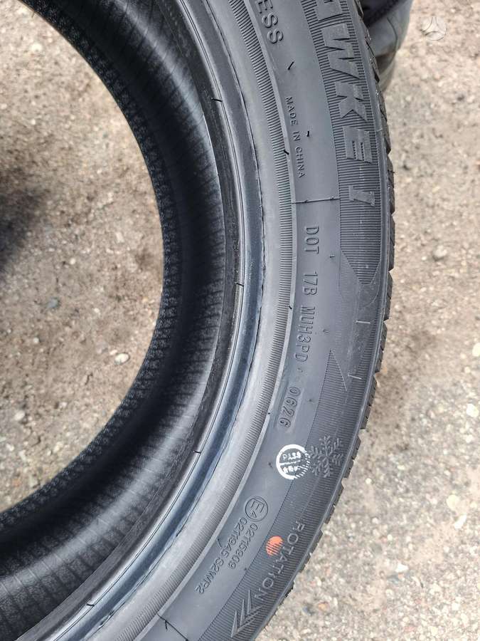 Zmax, ziemas 245/45 R18