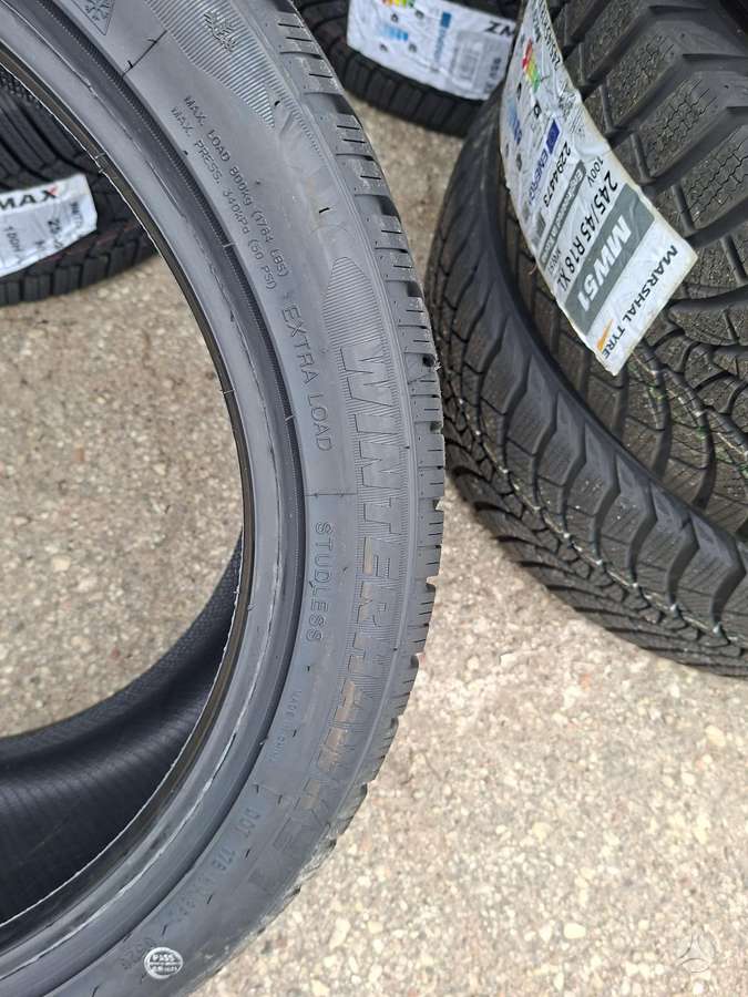 Zmax, ziemas 255/40 R19