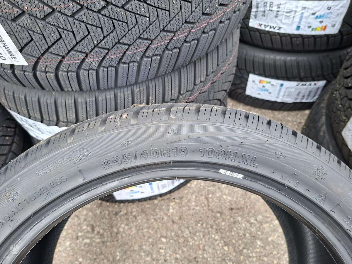 Zmax, žieminės 255/40 R19