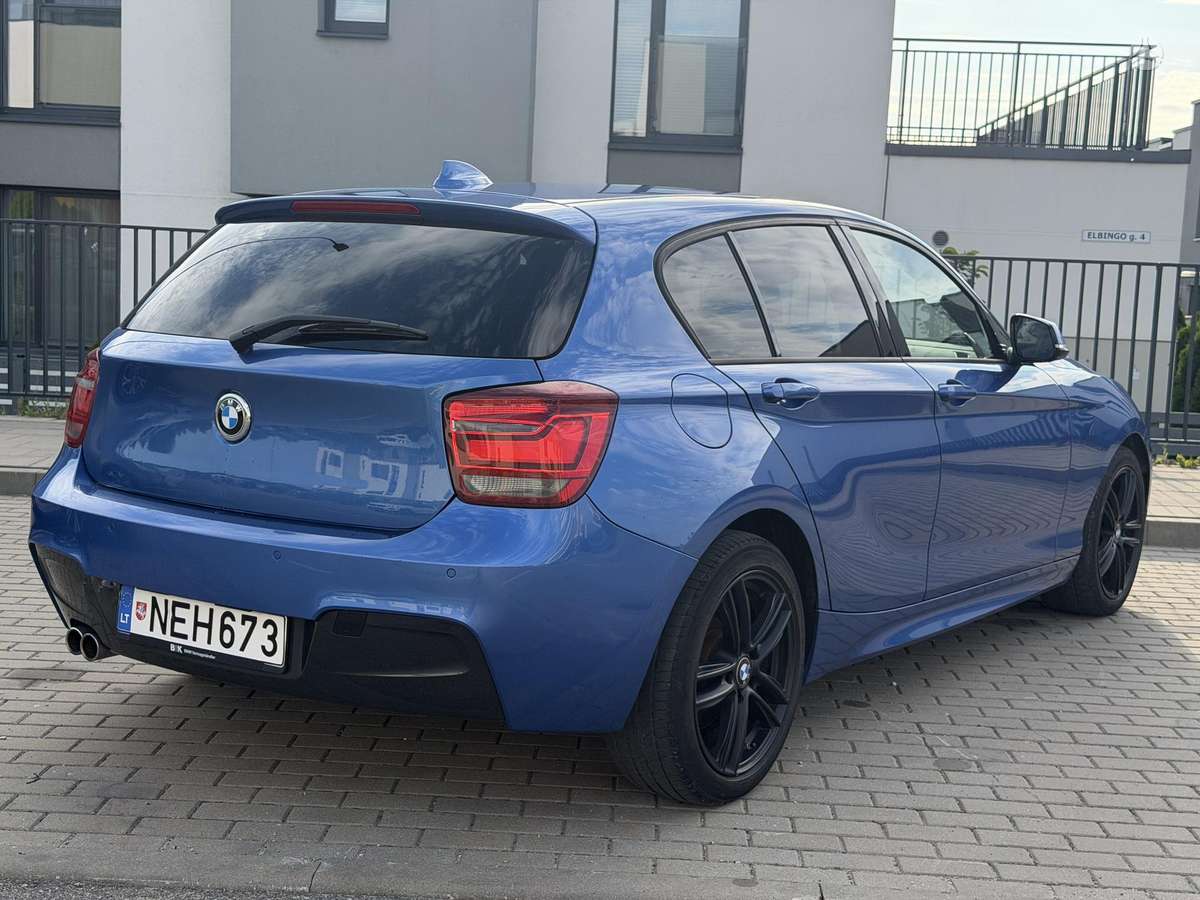 BMW 125, 2.0 l., Хэтчбек