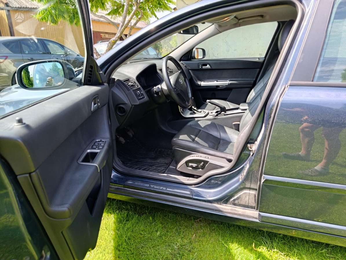 Volvo V50, 2.0 l., wagon