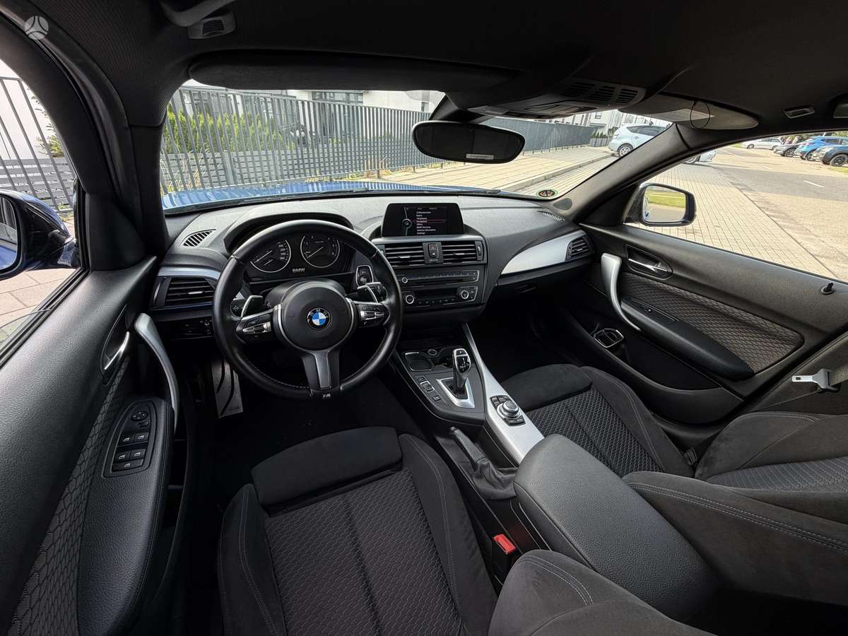 BMW 125, 2.0 l., hatchback