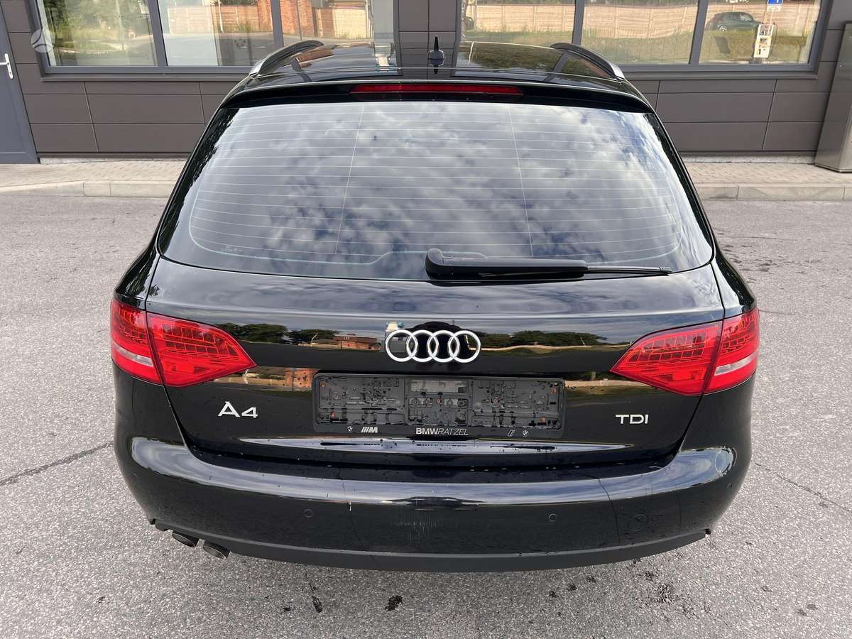 Audi A4, 2.0 l., Универсал
