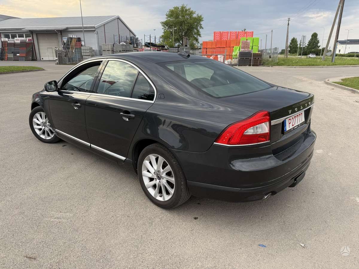 Volvo S80, 2.4 l., Седан