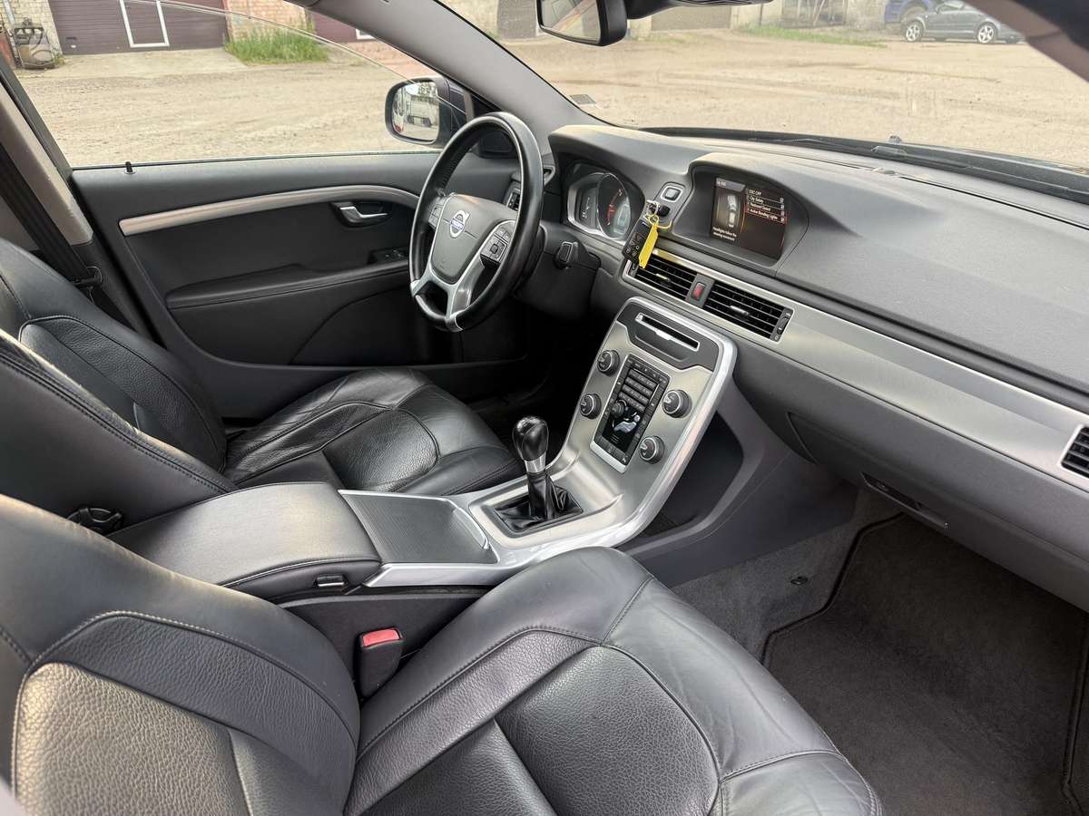 Volvo S80, 2.0 l., Седан