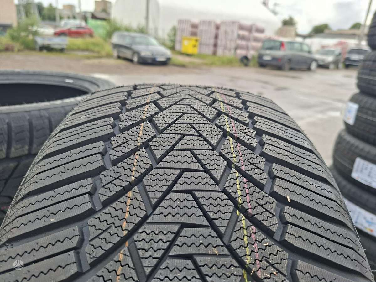 Zmax, žieminės 255/40 R20