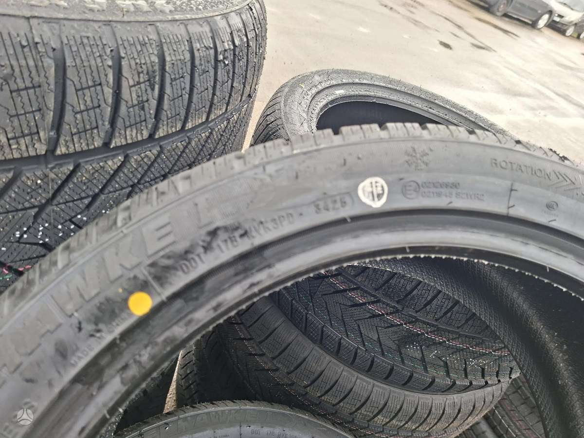 Zmax, žieminės 255/40 R20