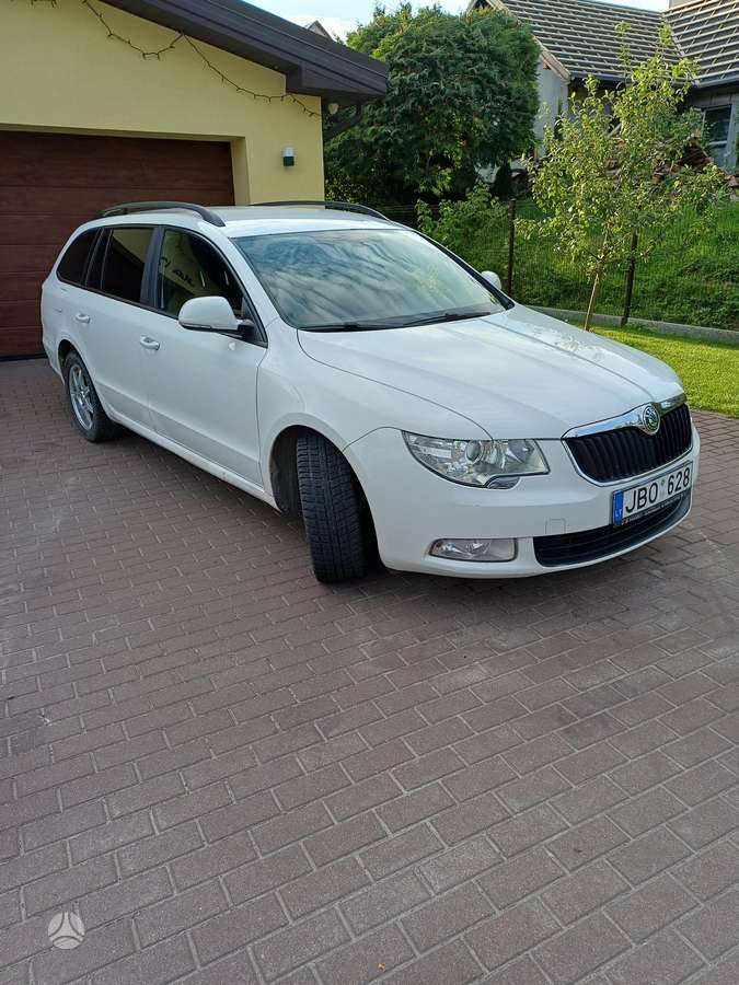 Skoda Superb, 1.6 l., Универсал