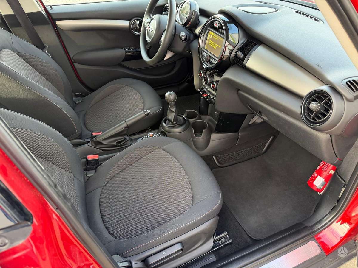 Mini One, 1.2 l., hatchback