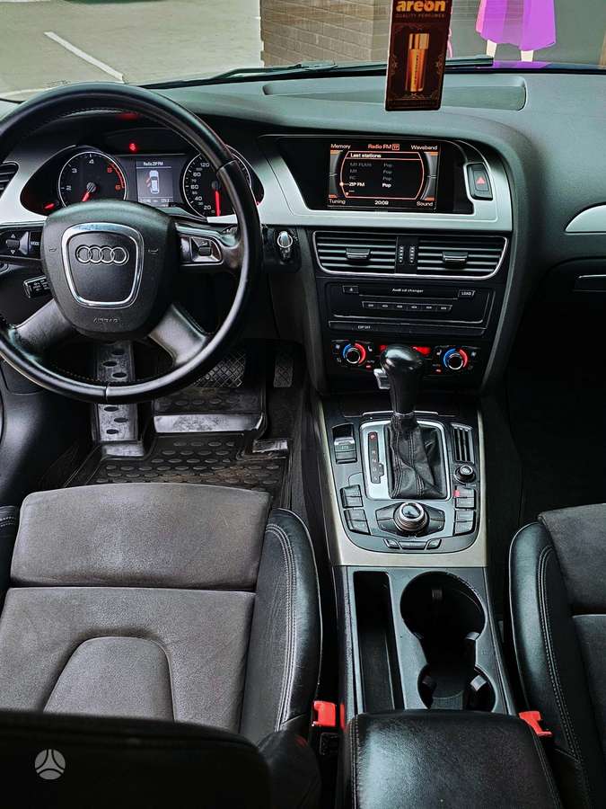 Audi A4, 2.0 l., Универсал