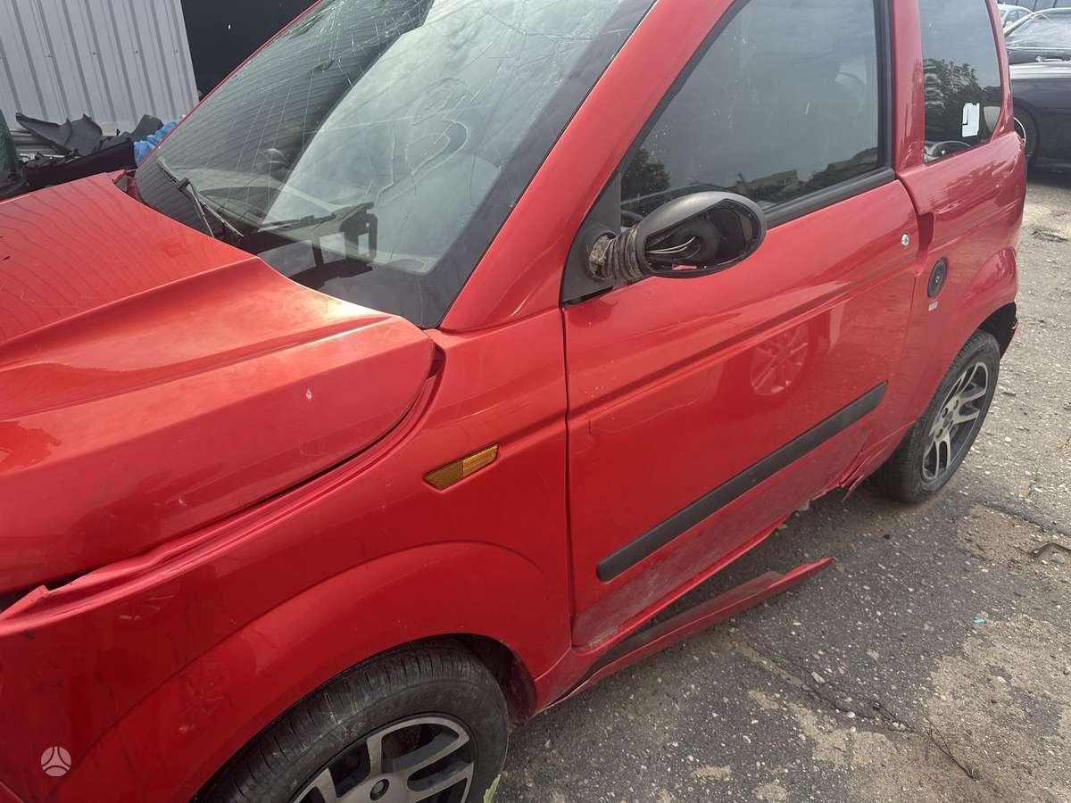 Microcar Mgo, hatchback