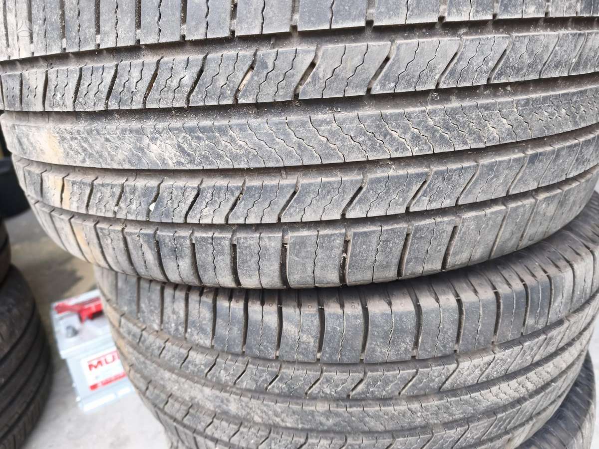 Michelin, universalios 235/55 R17