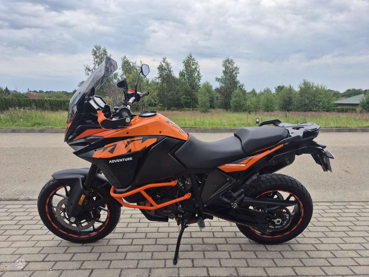 KTM Adventure 1090cc, enduro / adventure