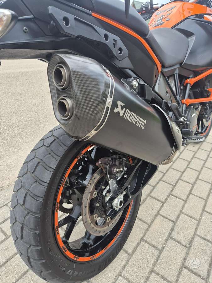 KTM Adventure 1090cc, enduro / adventure