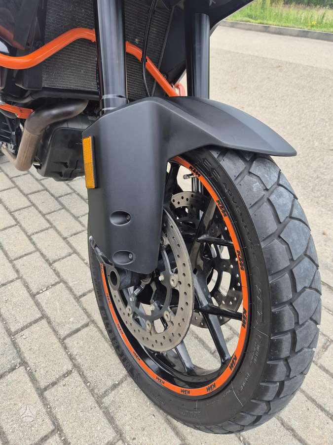 KTM Adventure 1090cc, enduro / adventure
