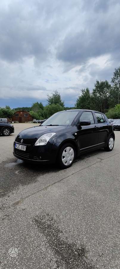 Suzuki Swift, 1.3 l., Хэтчбек