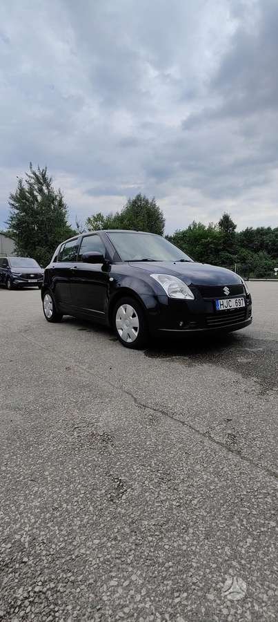 Suzuki Swift, 1.3 l., Хэтчбек