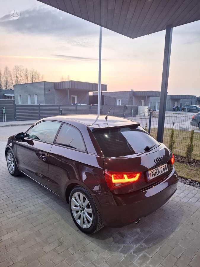Audi A1, 1.6 l., hatchback