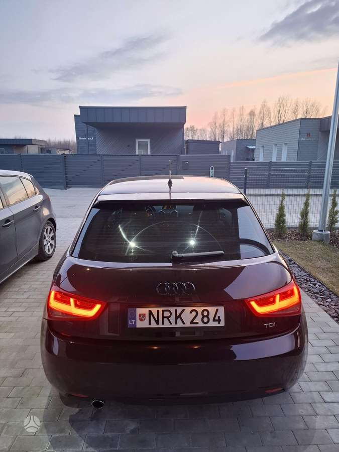 Audi A1, 1.6 l., Хэтчбек