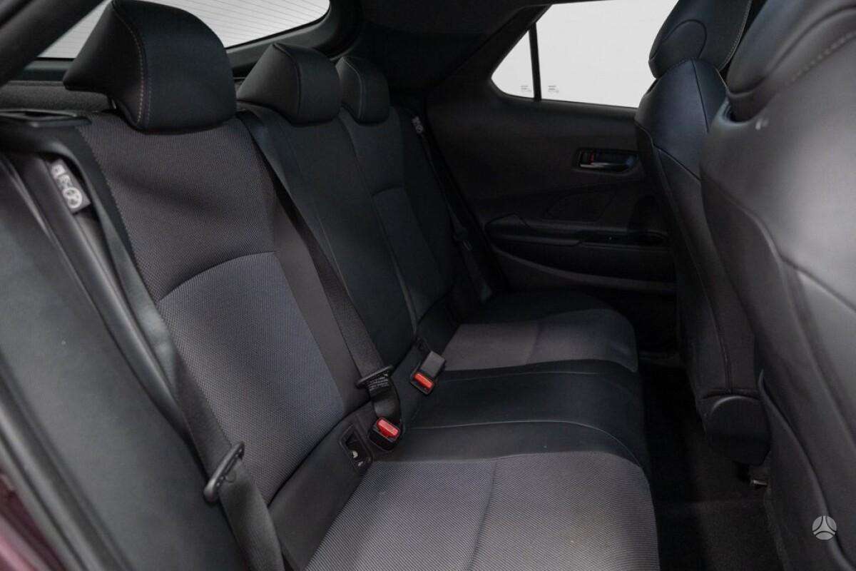 Toyota C-HR - 8