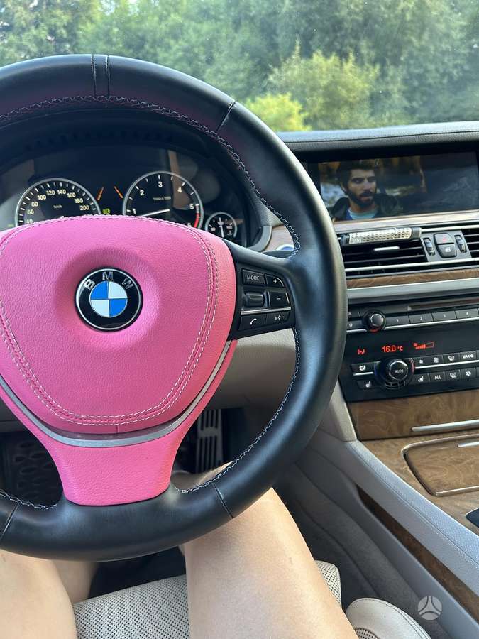 BMW 730, 3.0 l., Седан