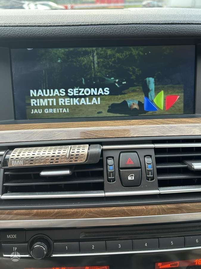 BMW 730, 3.0 l., Седан