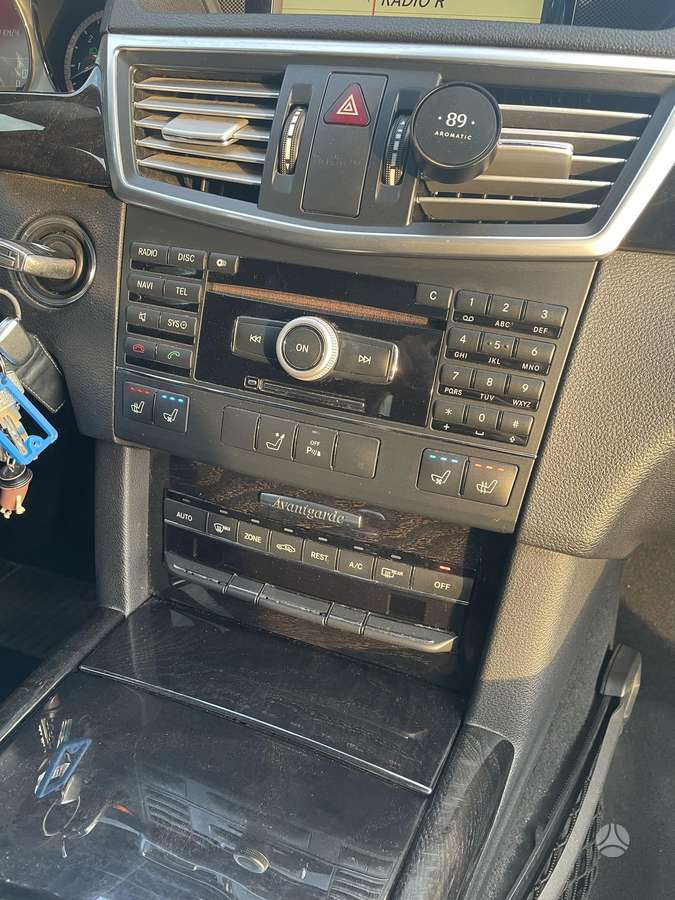 Mercedes-Benz E300, 3.0 l., Универсал