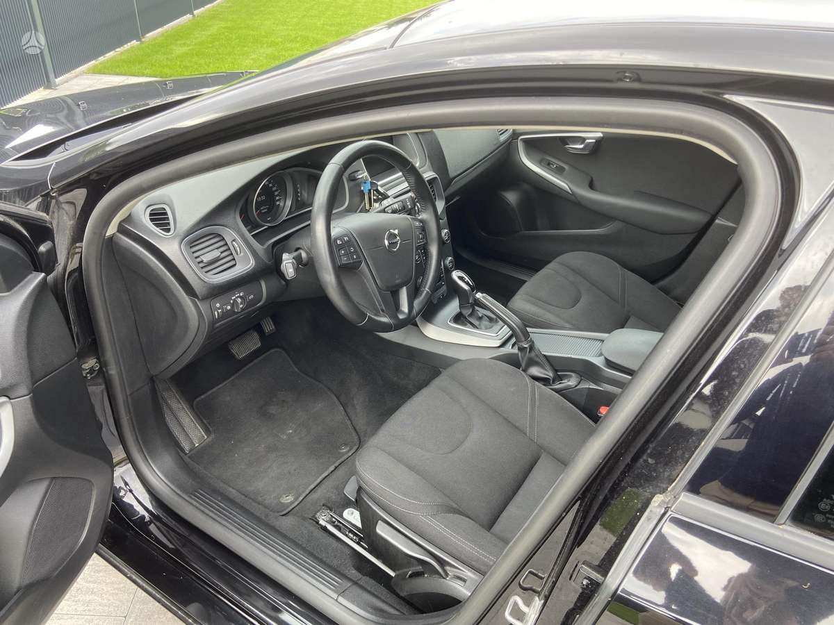 Volvo V40 - 6