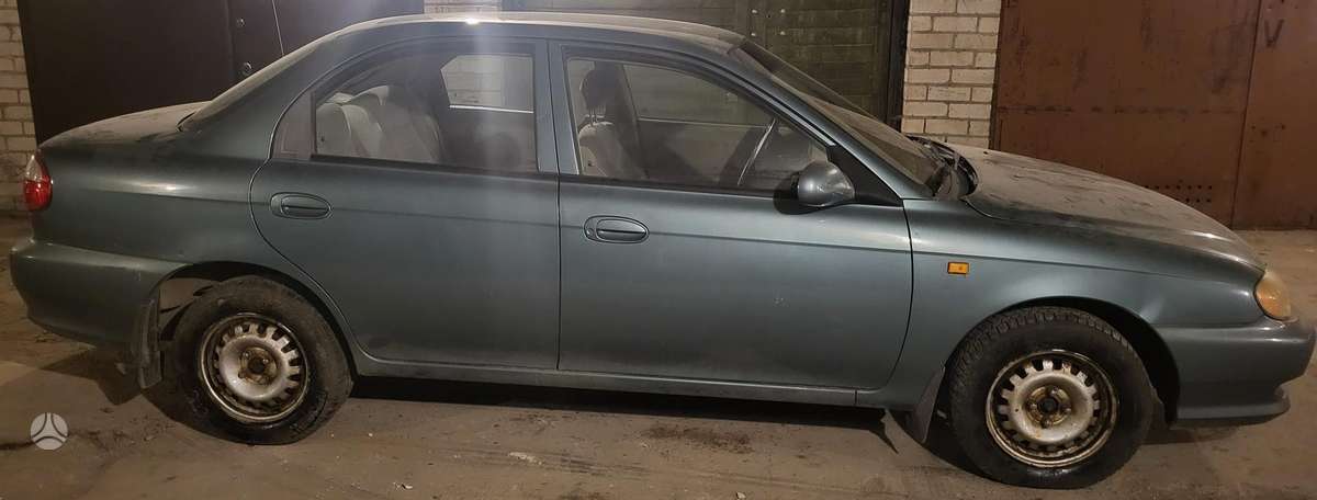 Kia Sephia, 1.8 l., Седан