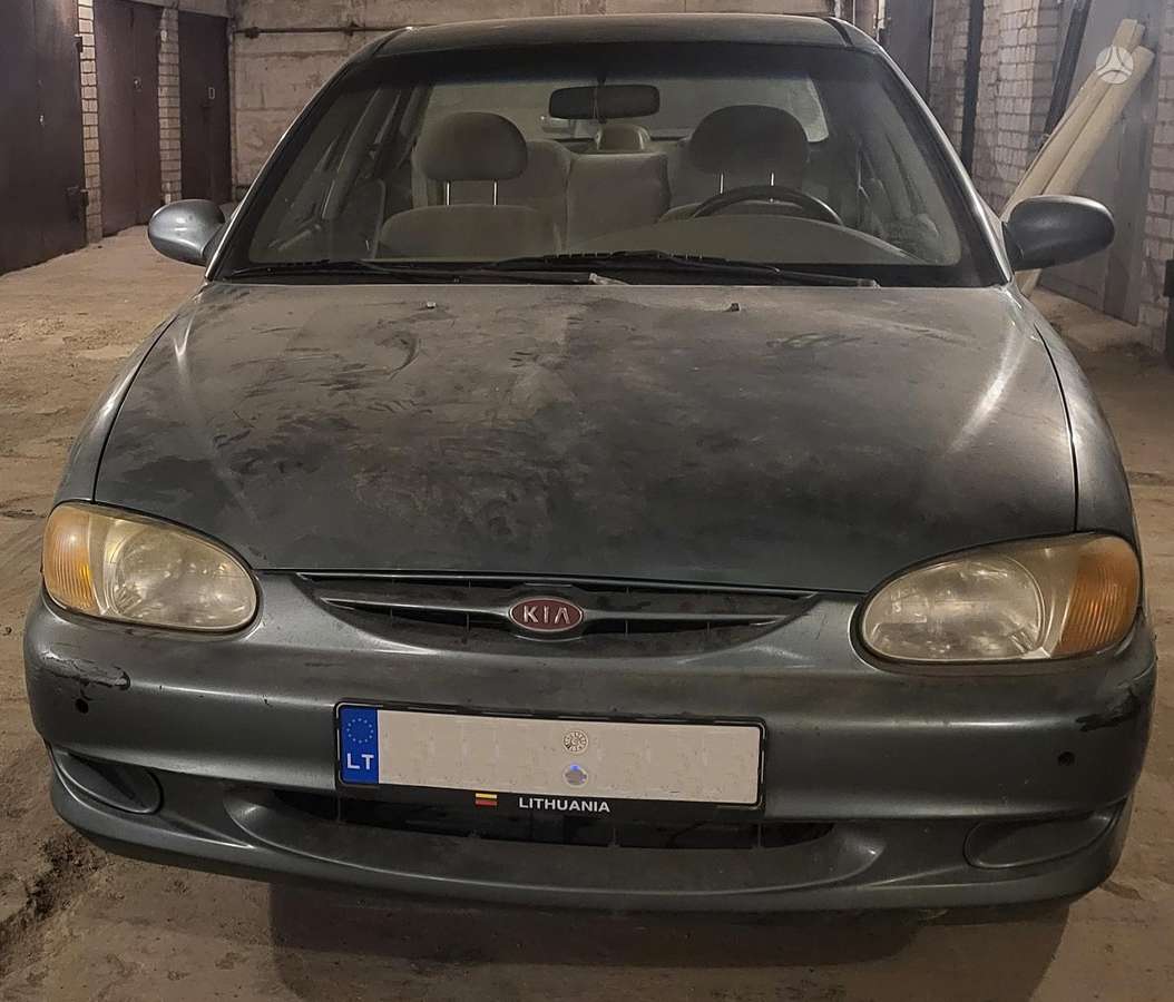 Kia Sephia, 1.8 l., Седан