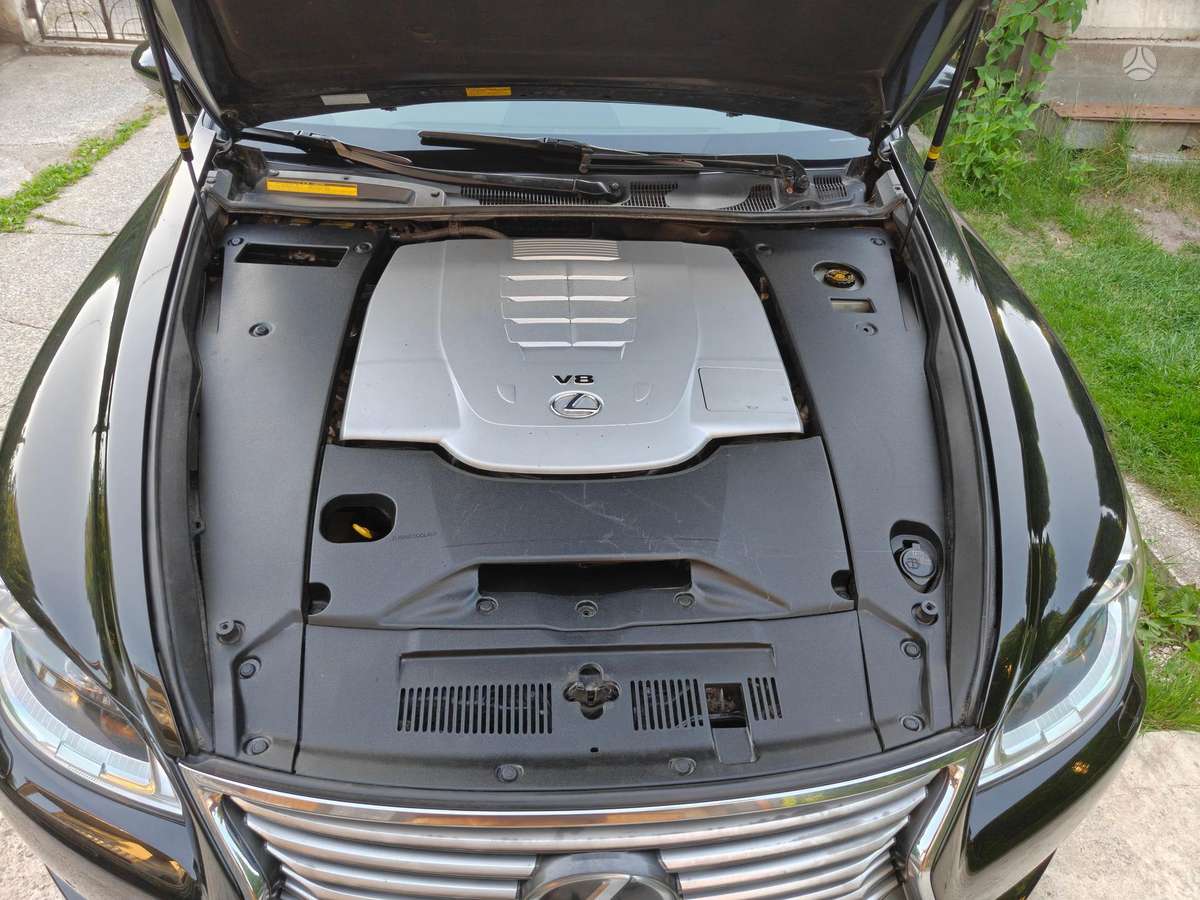 Lexus LS 460, 4.6 l., Седан
