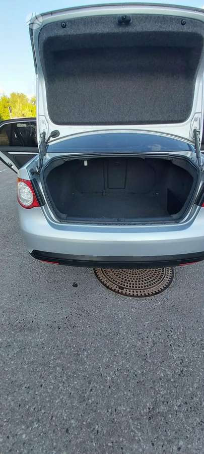 Volkswagen Jetta - 6