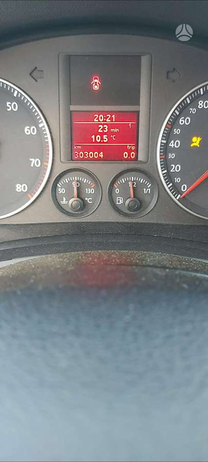 Volkswagen Jetta - 8