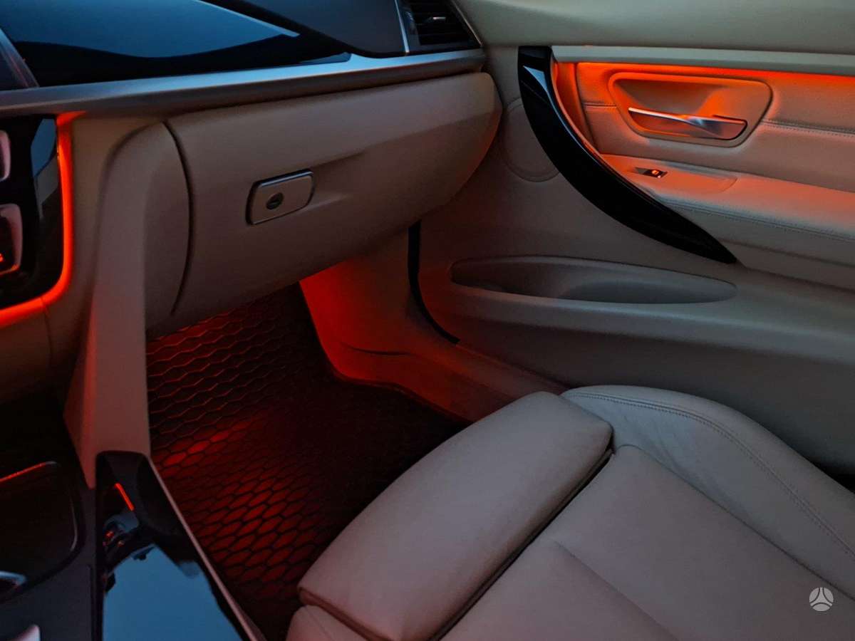 BMW 320, 2.0 l., universalas