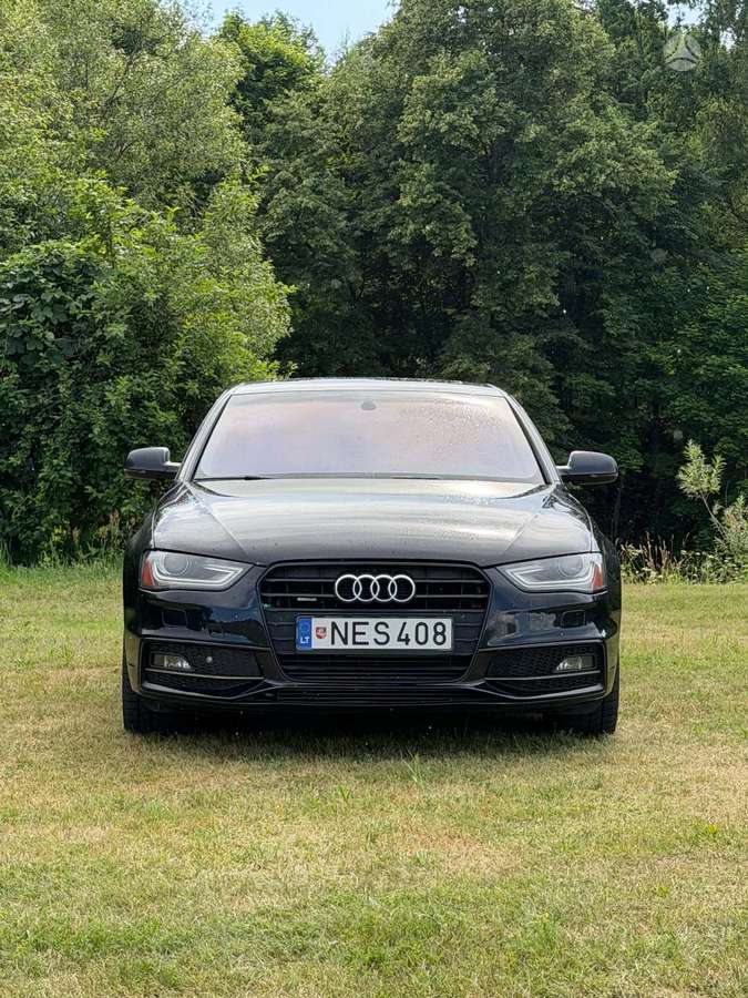 Audi A4, 2.0 l., saloon / sedan