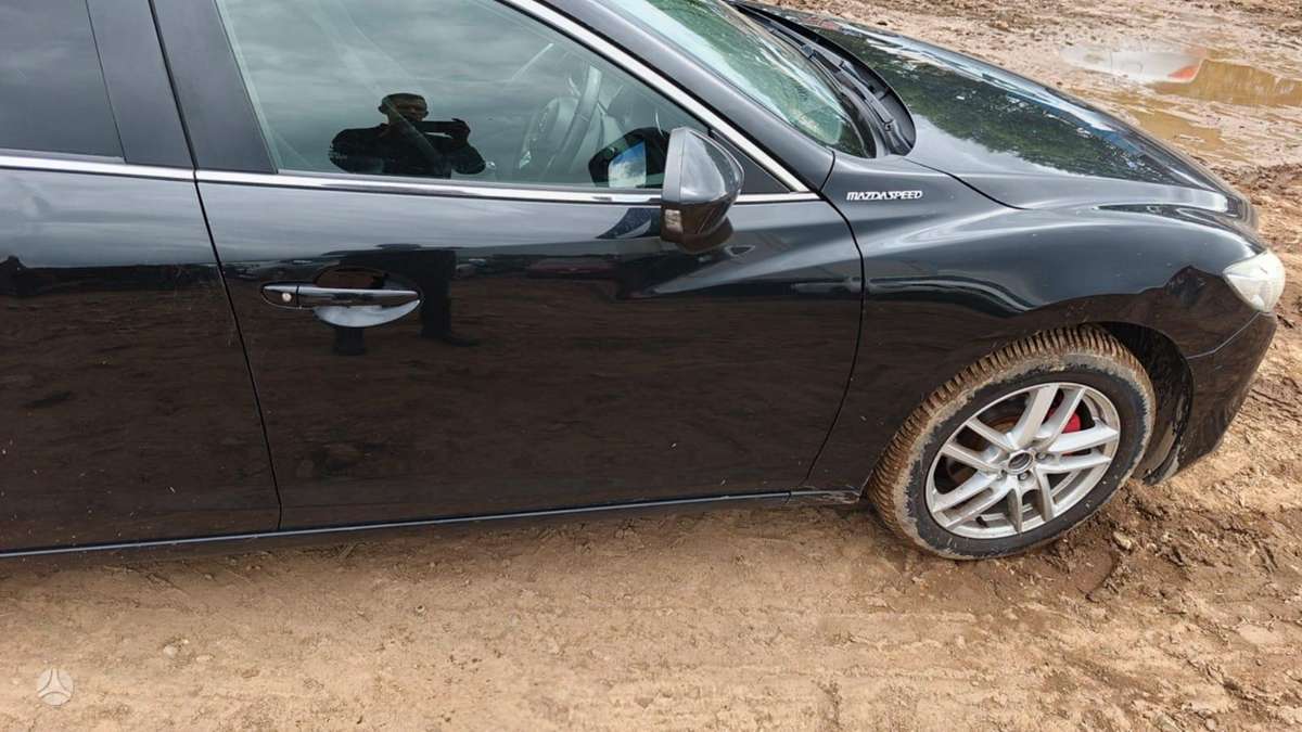 Mazda 6 dalimis. Mazda 6 2014 m dalys