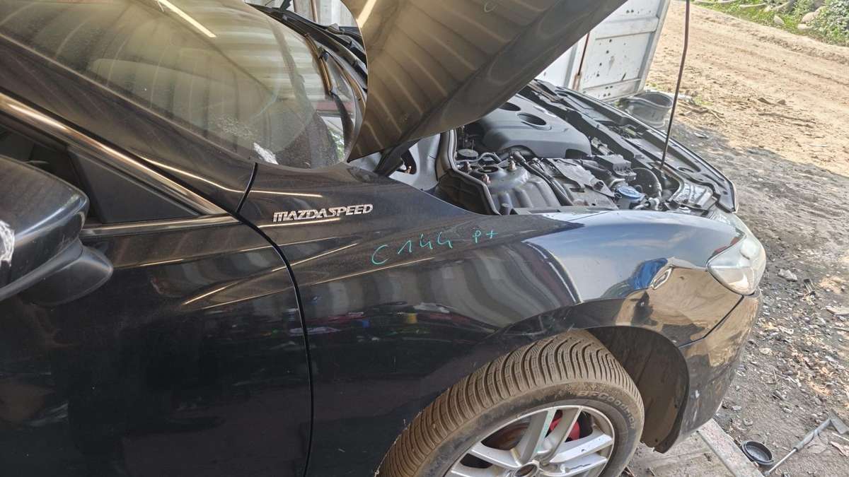 Mazda 6 по частям. Mazda 6 2014 m dalys