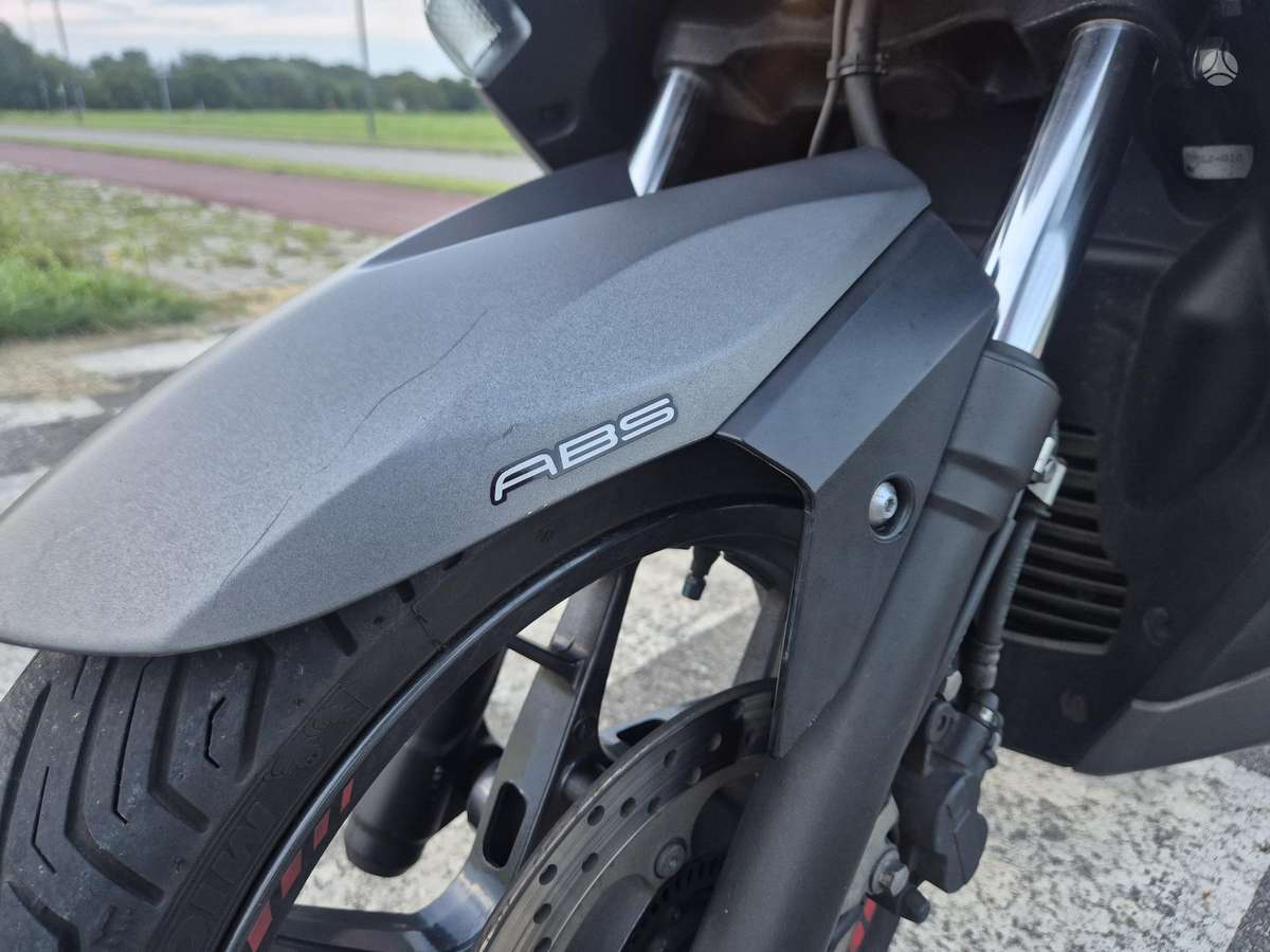 Yamaha XMAX 250 250cc, scooters / mopeds