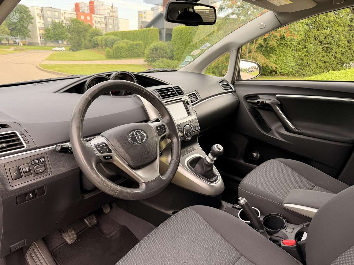 Toyota Verso - 12