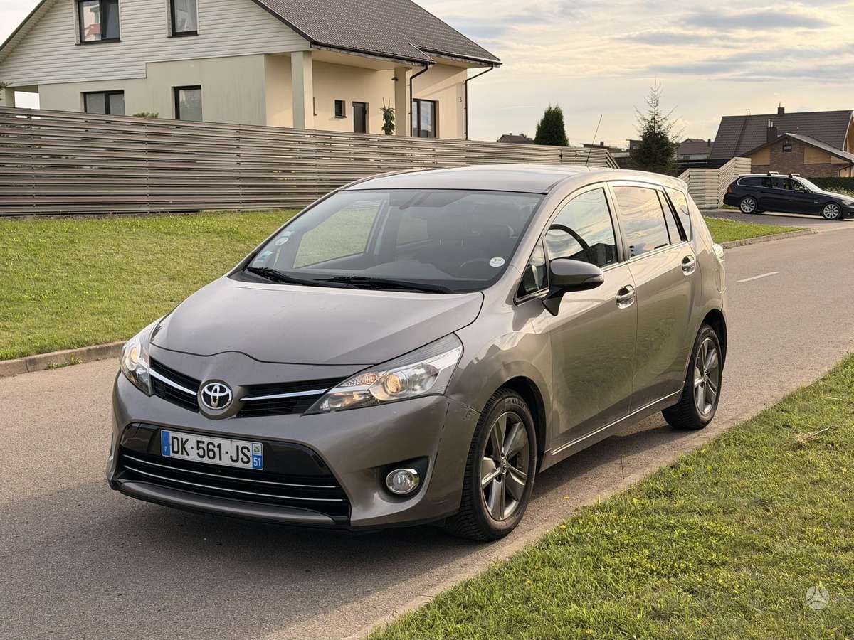 Toyota Verso - 6