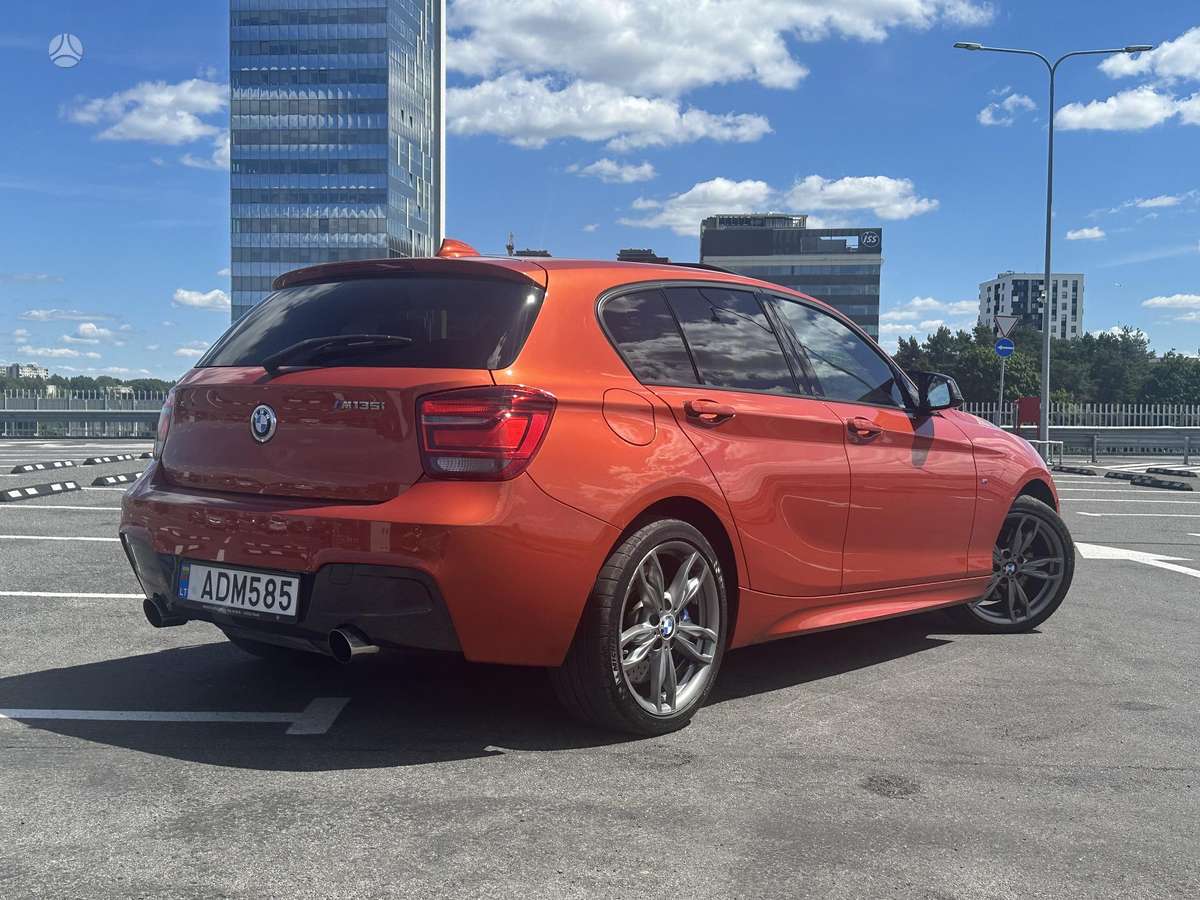 BMW M135, 3.0 l., Хэтчбек