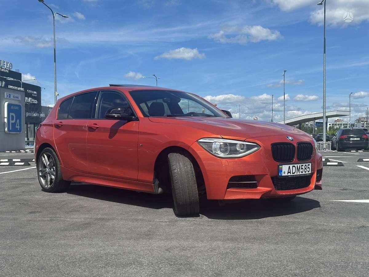 BMW M135, 3.0 l., hatchback