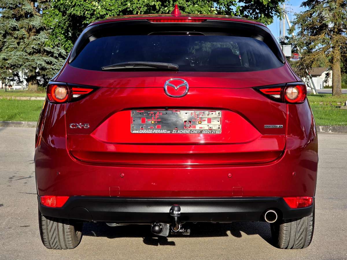 Mazda CX-5, 2.2 l., off-road / crossover