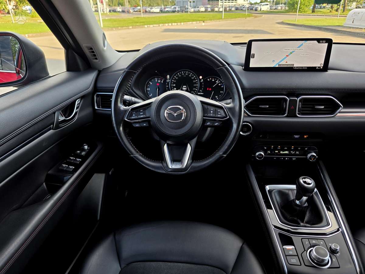 Mazda CX-5, 2.2 l., off-road / crossover