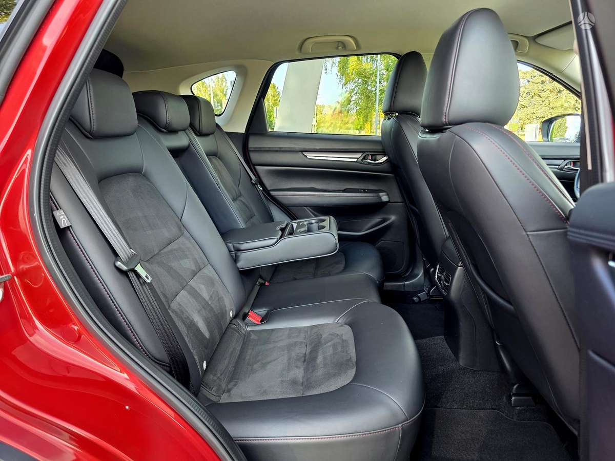 Mazda CX-5, 2.2 l., off-road / crossover