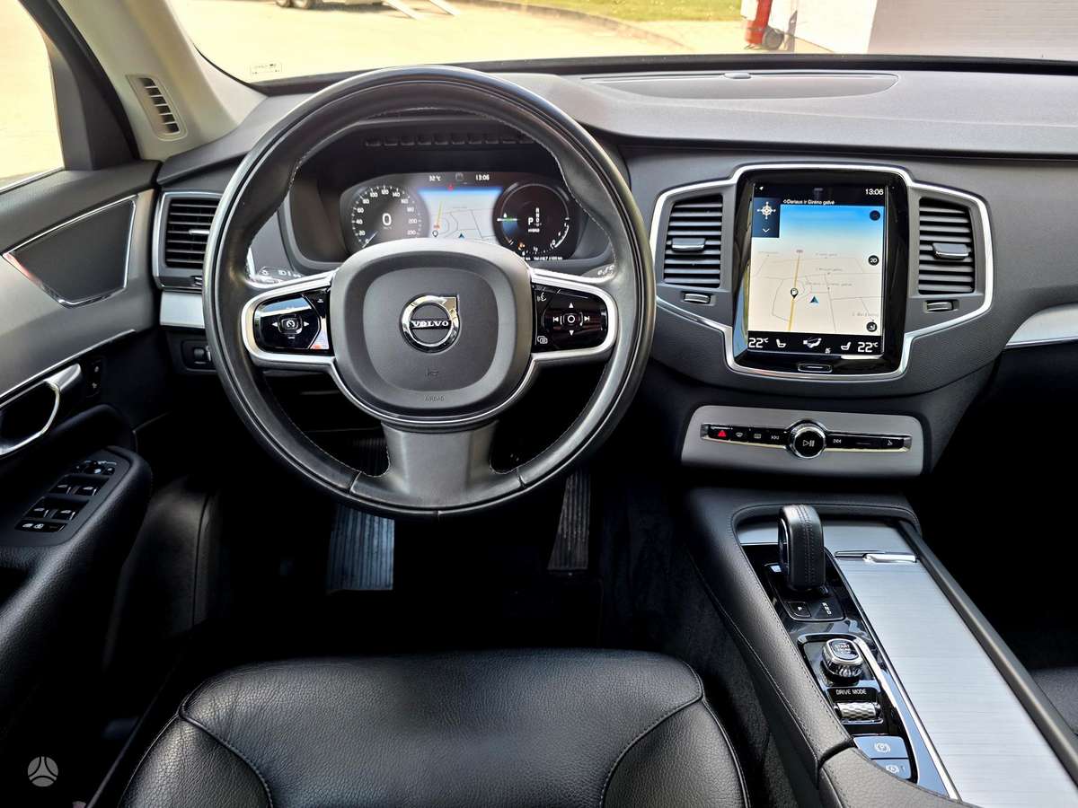 Volvo XC90 - 10