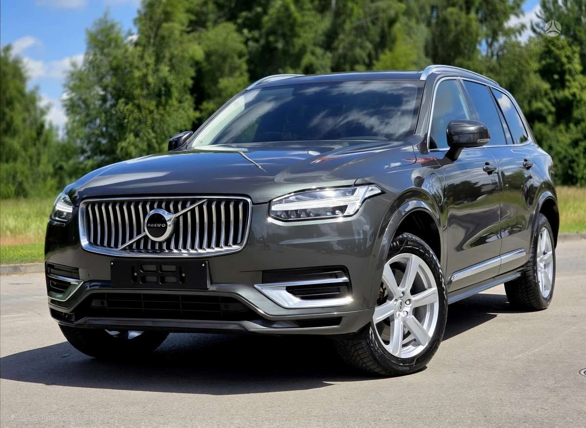 Volvo XC90 - 1