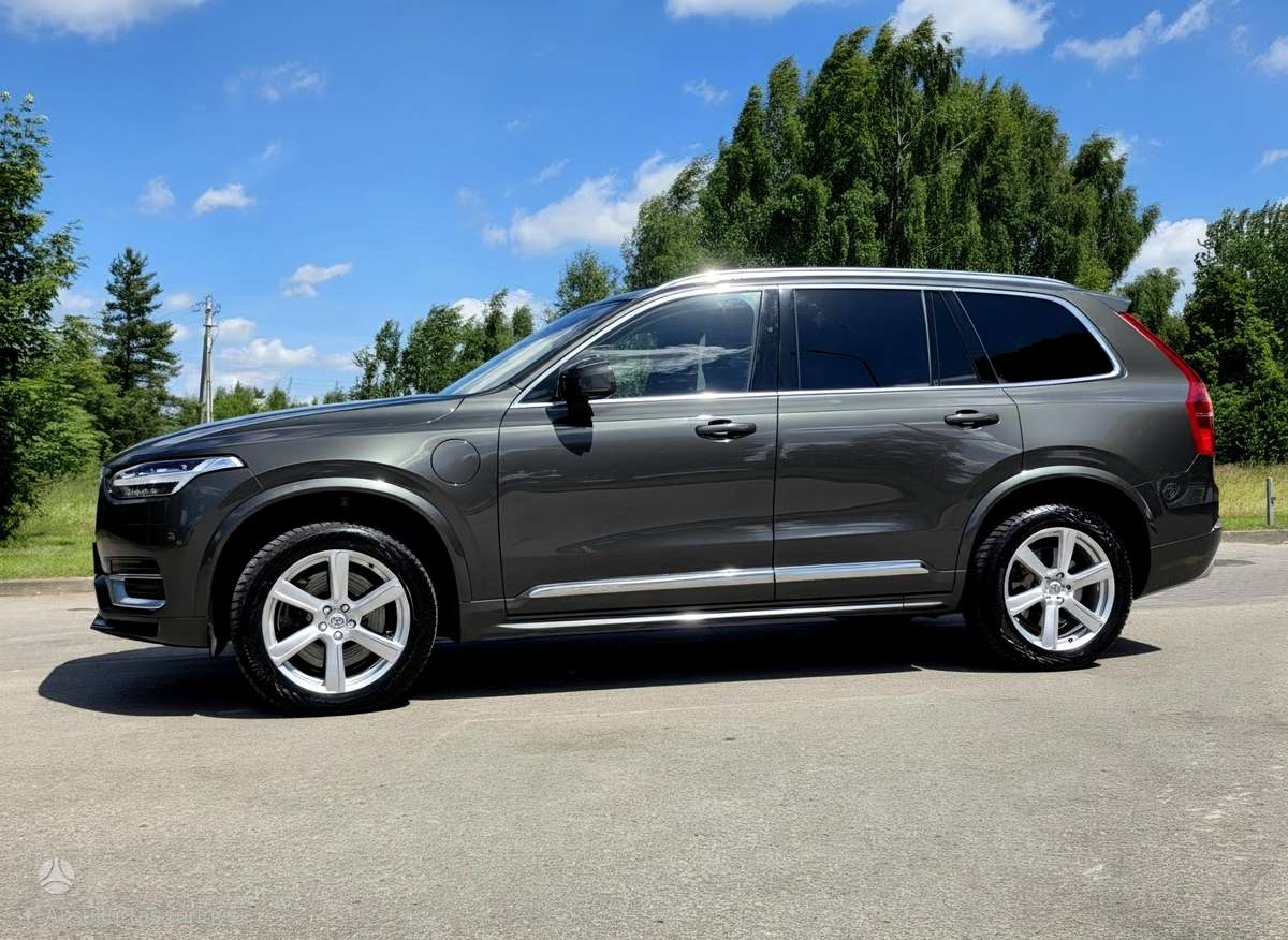 Volvo XC90 - 8