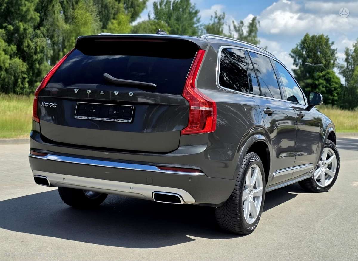 Volvo XC90 - 5